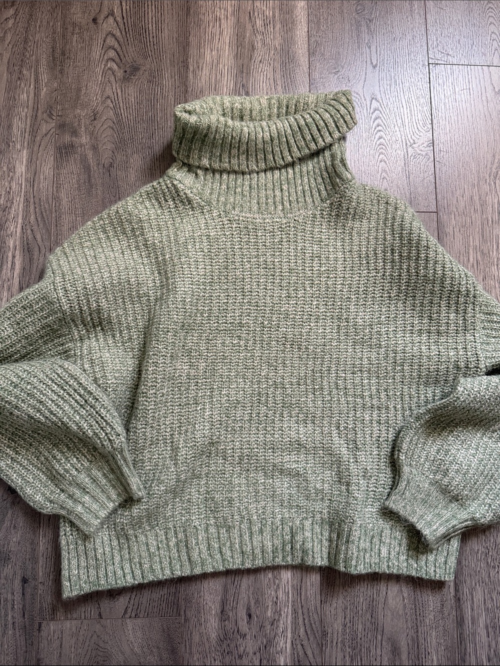 Old Navy Olive Green Ribbed Turtleneck Sweater